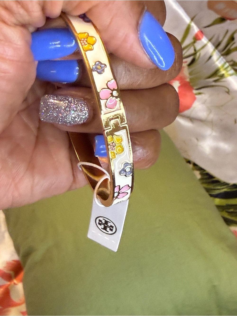 Tory Burch Kira Floral enamel Hinged Bangle Bracelet- Gold Tone-NWT